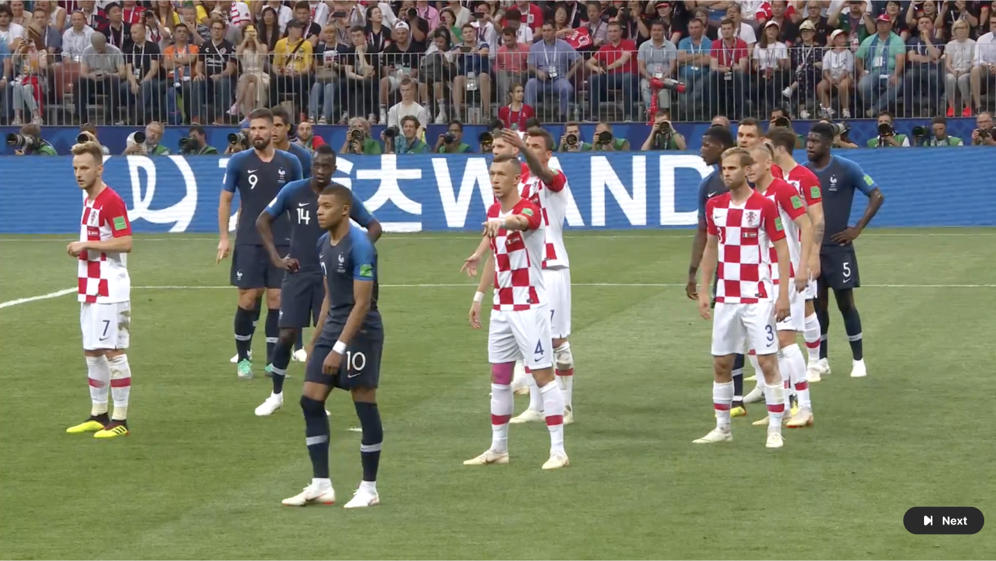 Highlight playing (full-screen UI hidden).png